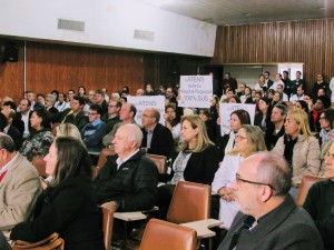 ATENS fez manifestação durante a reunião